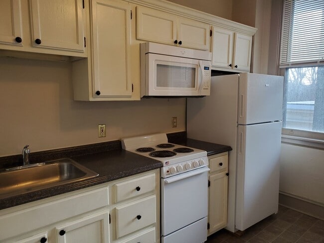 Building Photo - 1 Bedroom in Downtown Lancaster