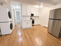 Building Photo - 140 71st St