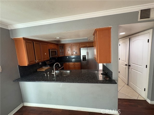 Building Photo - 1132 Cll Adra