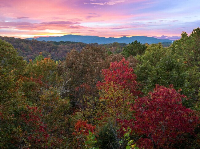 Building Photo - 150 Arrow Way