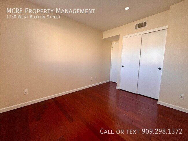 Building Photo - 1730 W Buxton St