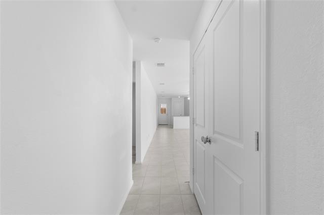 Building Photo - 1361 Mahogany Ln