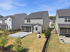 Building Photo - Modern 4-Bedroom Home in the Sought-After Ellis Crossing Community!