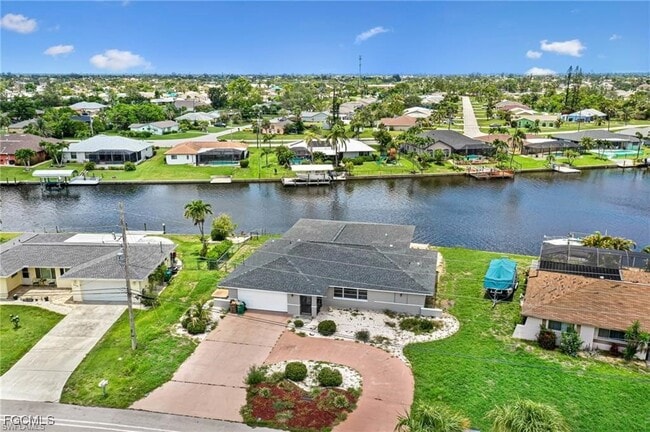 Building Photo - 2520 Shelby Pkwy