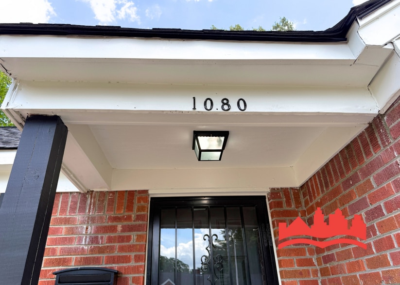 Building Photo - 1080 Waring Rd