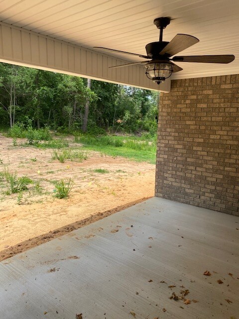 Building Photo - 1546 Sunglow Dr