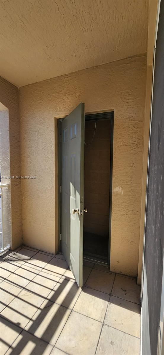 Building Photo - 6482 Emerald Dunes Dr