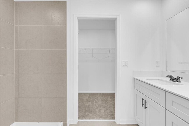 Building Photo - 4751 Guinep Ln