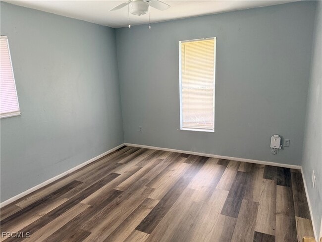 Building Photo - 3008 Santa Barbara Blvd