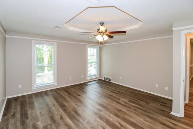 Building Photo - Spacious 4-Bedroom Cordova Home