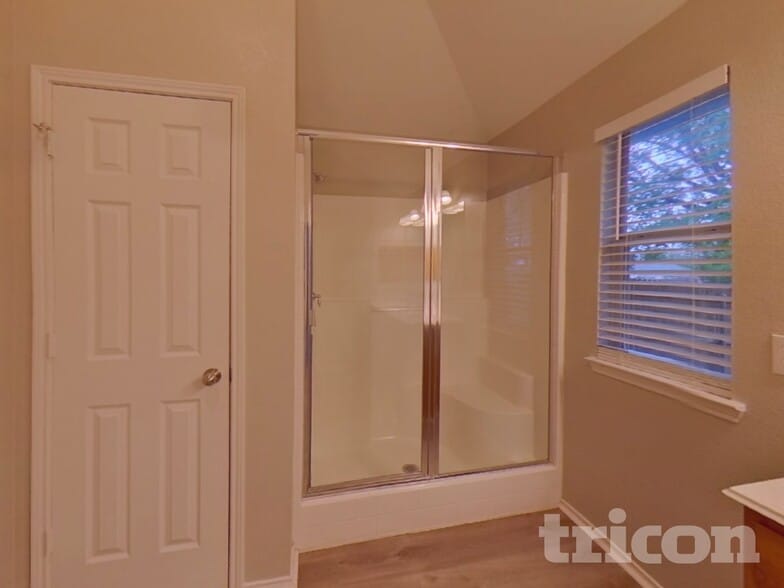 Building Photo - 10616 Lipan Trail