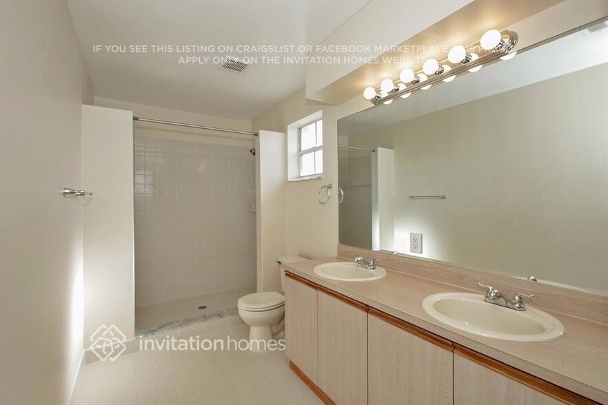 Building Photo - 18542 NW 22nd St