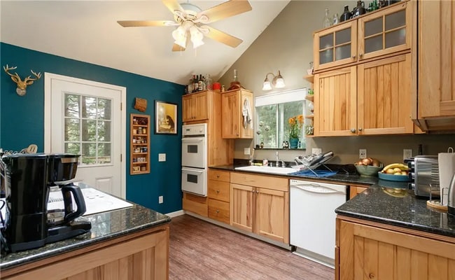 Building Photo - 62 Louise View Dr