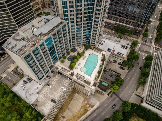 Building Photo - 400 W Peachtree St NW