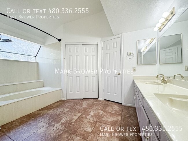 Building Photo - 3960 E White Aster St