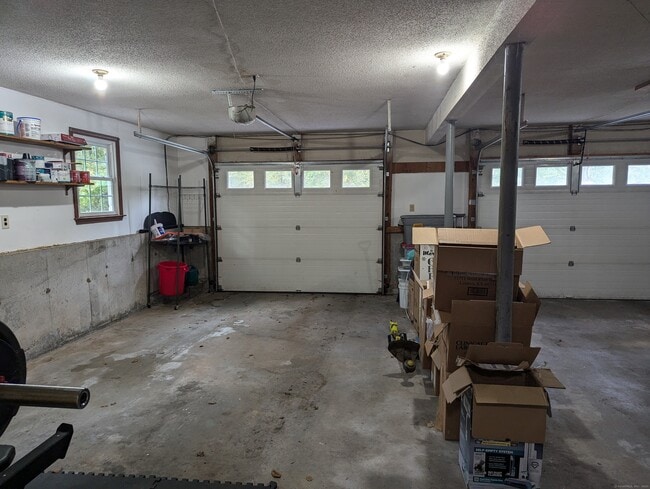 Building Photo - 38 Inchcliffe Dr