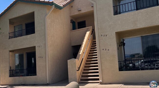 Primary Photo - 1000 Rodeo Dr