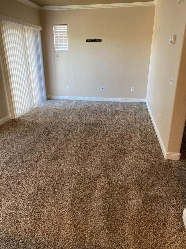 Building Photo - ADORABLE WESTLAKE VILLAS 2 BEDROOM (PLEASE READ ENTIRE AD FOR SHOWINGS)!