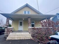 Building Photo - 85 Ivy St