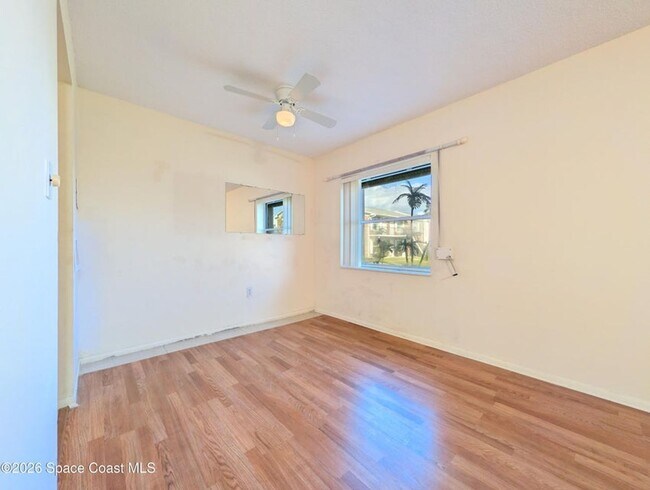 Building Photo - 190 E Olmstead Dr