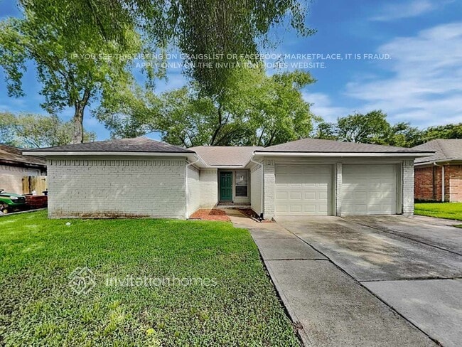 Building Photo - 3209 Wavecrest St