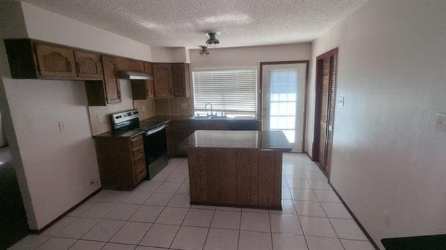 Building Photo - 3705 Fort Hunt Dr