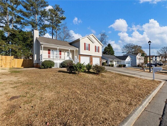 Building Photo - 2032 Morning Dew Pl