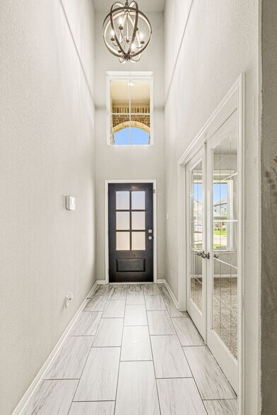 Building Photo - 14510 Tundra Swan Dr