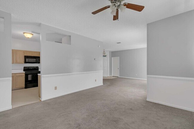Building Photo - Call Sabrina Thomas Office at 757-767-0767...