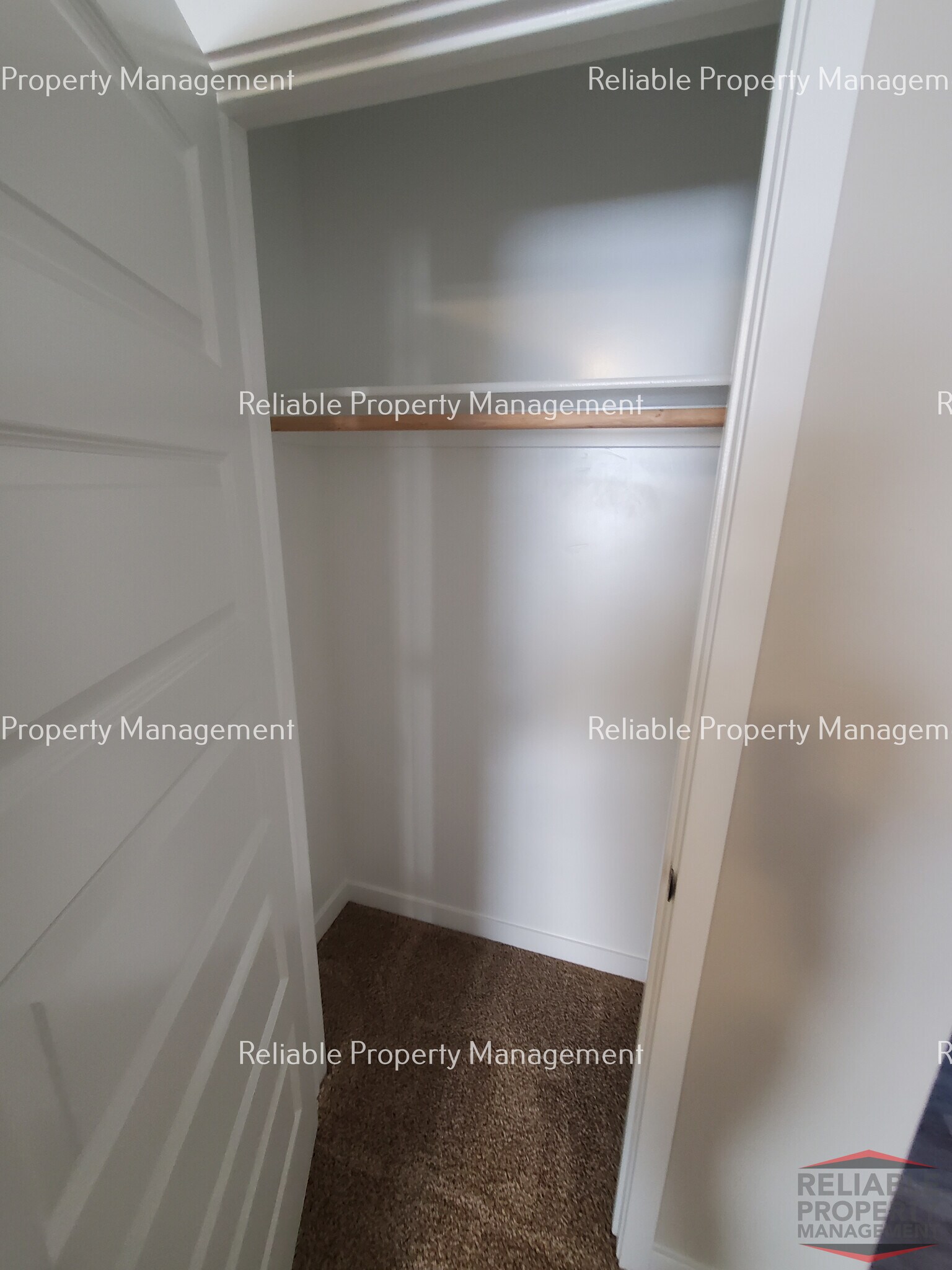 Building Photo - 2001 Lawrence Ln