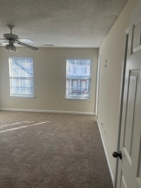 Building Photo - 4889 Robinson Square Dr
