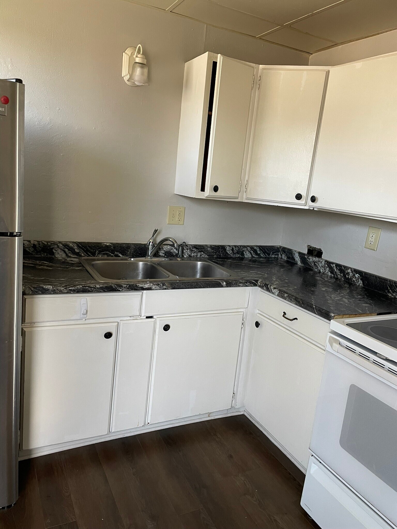 Kitchen - 216 S. College Avenue