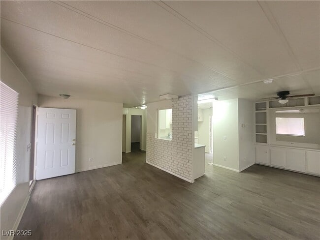 Building Photo - 367 MacFarland Ave