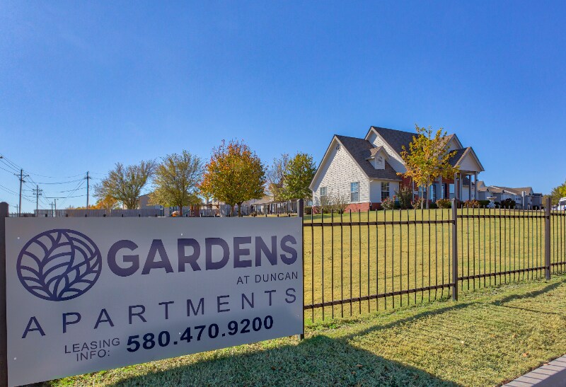 Building Photo - 419 S 27th St