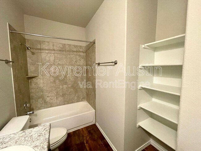 Building Photo - 347 Noddy Rd