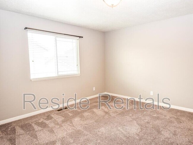 Building Photo - 538 W 1595 N