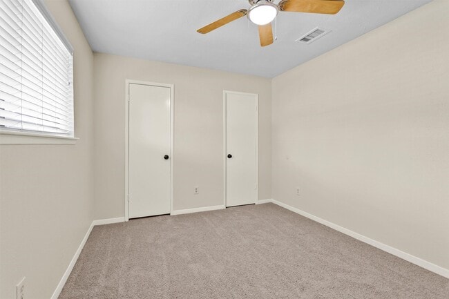 Building Photo - 3127 Wagon Trail Dr