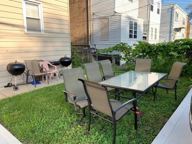 Building Photo - 9126 keating ave