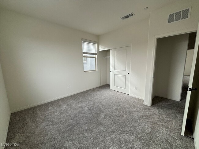 Building Photo - 1505 Little Penguin St