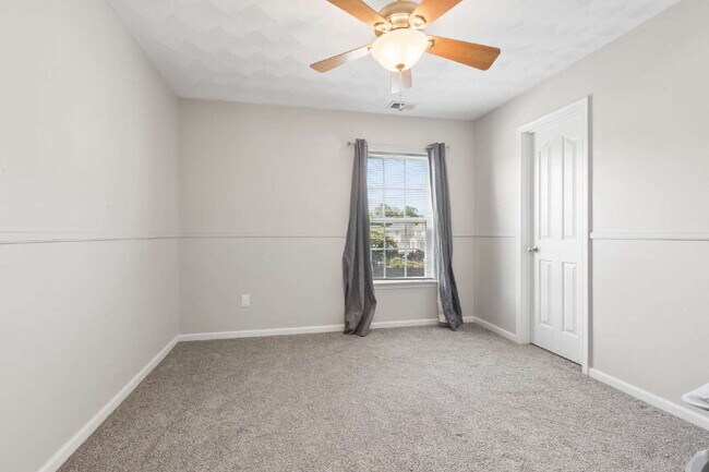 Building Photo - 8183 Gentil Ct