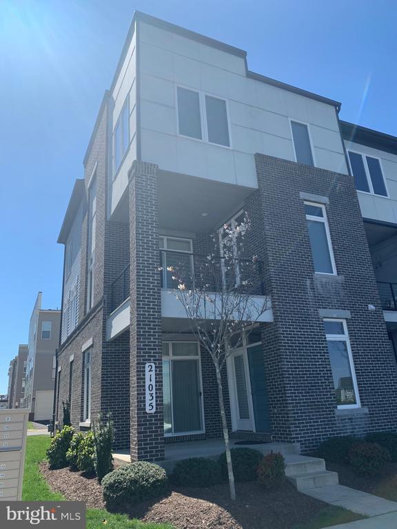 Building Photo - 21035 Ashburn Heights Dr