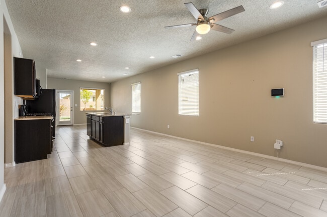 Building Photo - 10717 Aspiration Ln SW