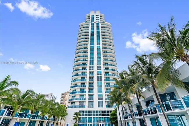 Building Photo - 1945 S Ocean Dr