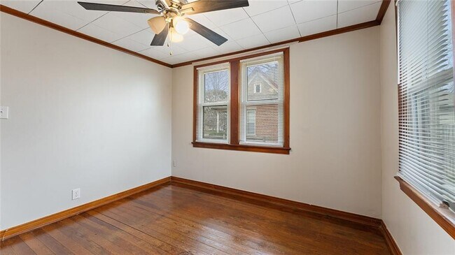 Building Photo - 309 N 3rd St