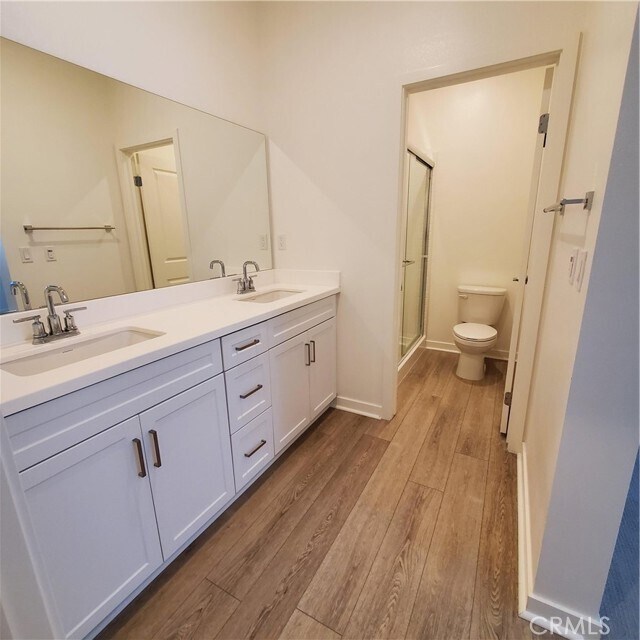 Building Photo - 944 N Divino Privado