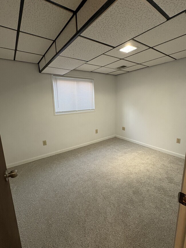 Building Photo - 230 Reed Ave