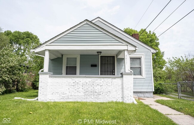 Building Photo - 4617 Norwaldo Ave