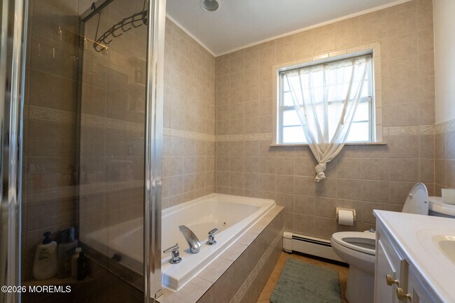 Building Photo - 406 Lawrence Dr