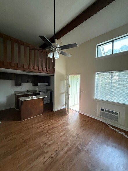 Building Photo - 1419 Ascent Trail NW