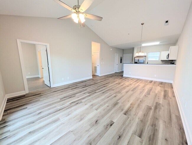 Building Photo - Kiskadee Parke - Long Term Rental, Conway SC
